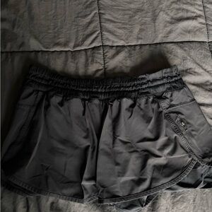Lululemon Tracker Women's Black Athletic Shorts